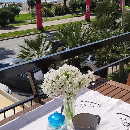 Rivamare 2 Appartamento Fronte Mare Marina dʼMarina dʼAndora Esterno foto