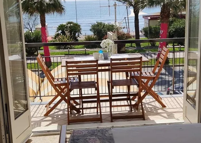 Rivamare 2 Appartamento Fronte Mare